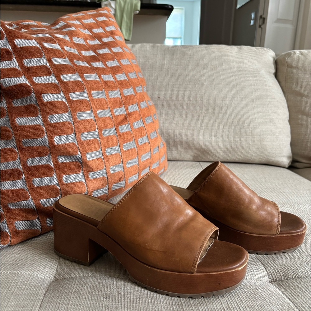 Brown Leather Women's Mules